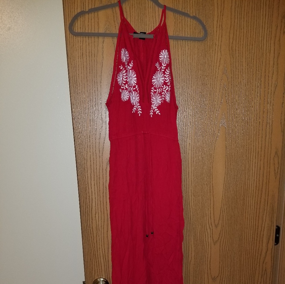 NWOT red embroidered maxi dress summer, beach
